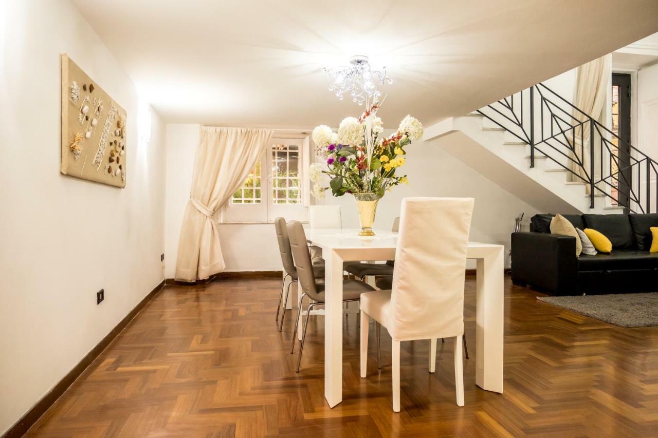 Il Salotto Di Nonna Cornelia 2 Hotel Napoli Ngoại thất bức ảnh