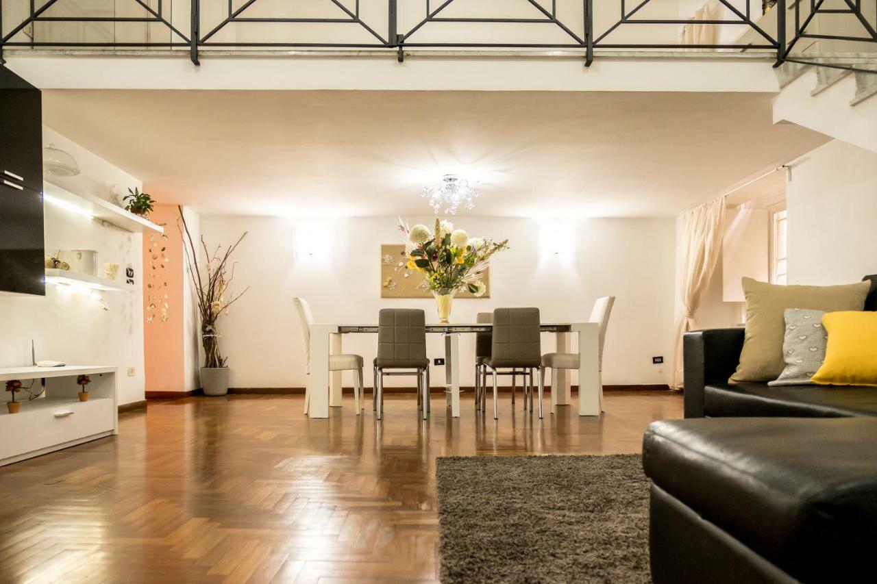 Il Salotto Di Nonna Cornelia 2 Hotel Napoli Ngoại thất bức ảnh