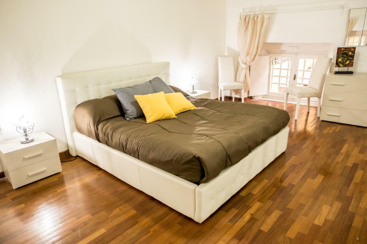 Il Salotto Di Nonna Cornelia 2 Hotel Napoli Ngoại thất bức ảnh