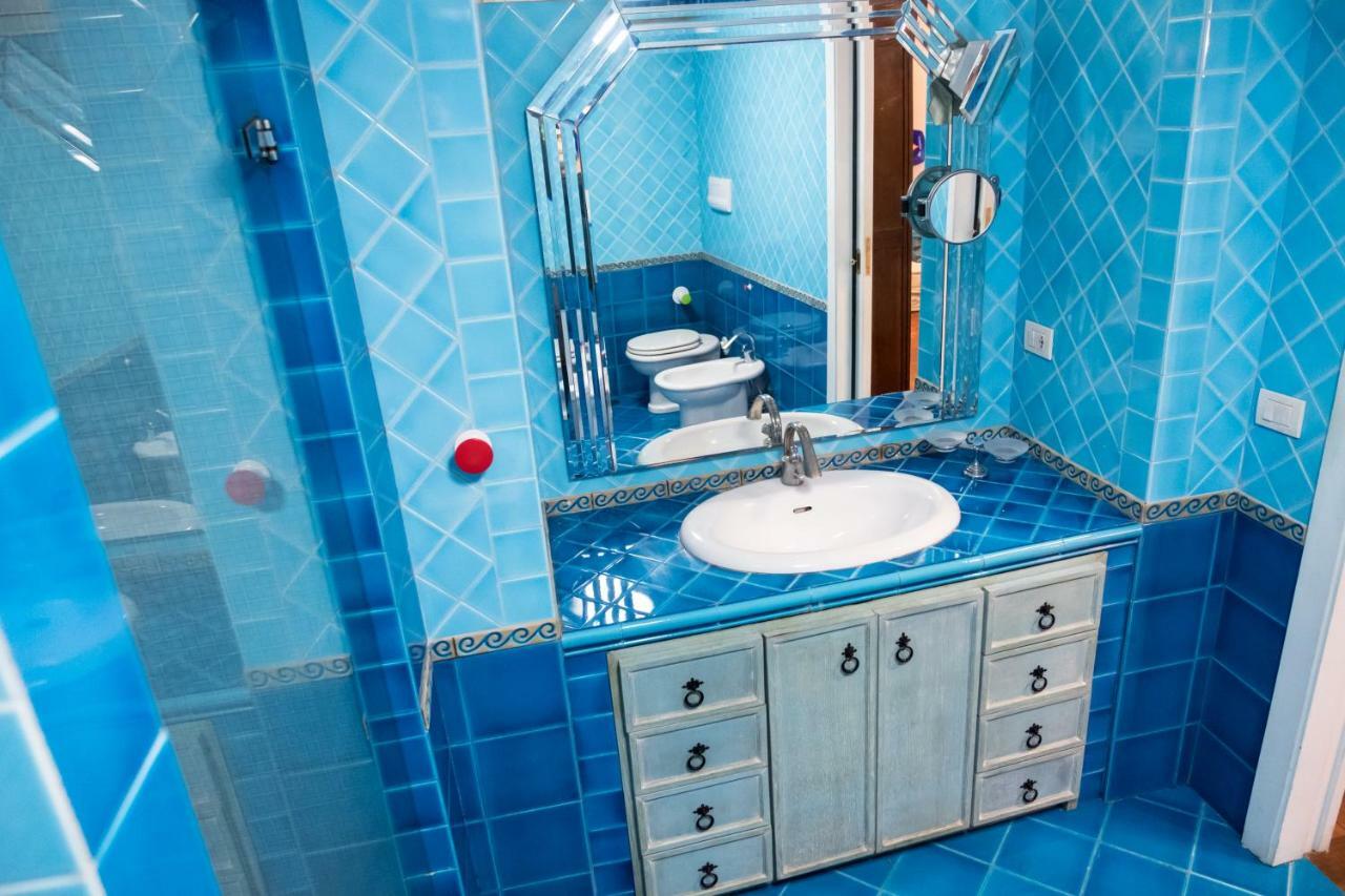Il Salotto Di Nonna Cornelia 2 Hotel Napoli Ngoại thất bức ảnh