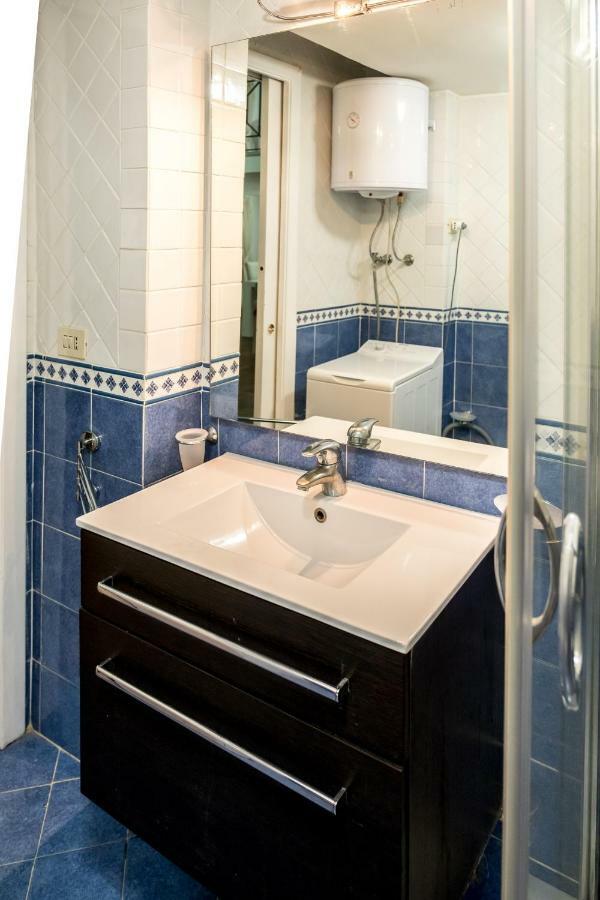 Il Salotto Di Nonna Cornelia 2 Hotel Napoli Ngoại thất bức ảnh