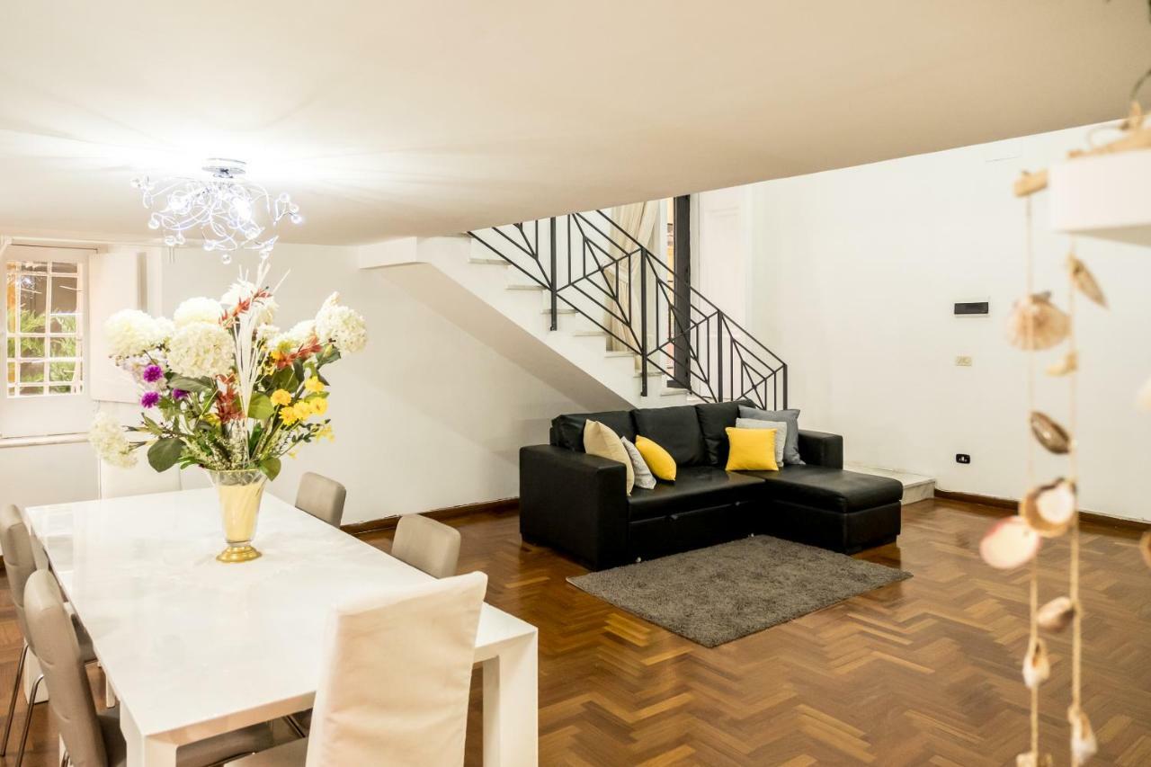 Il Salotto Di Nonna Cornelia 2 Hotel Napoli Ngoại thất bức ảnh