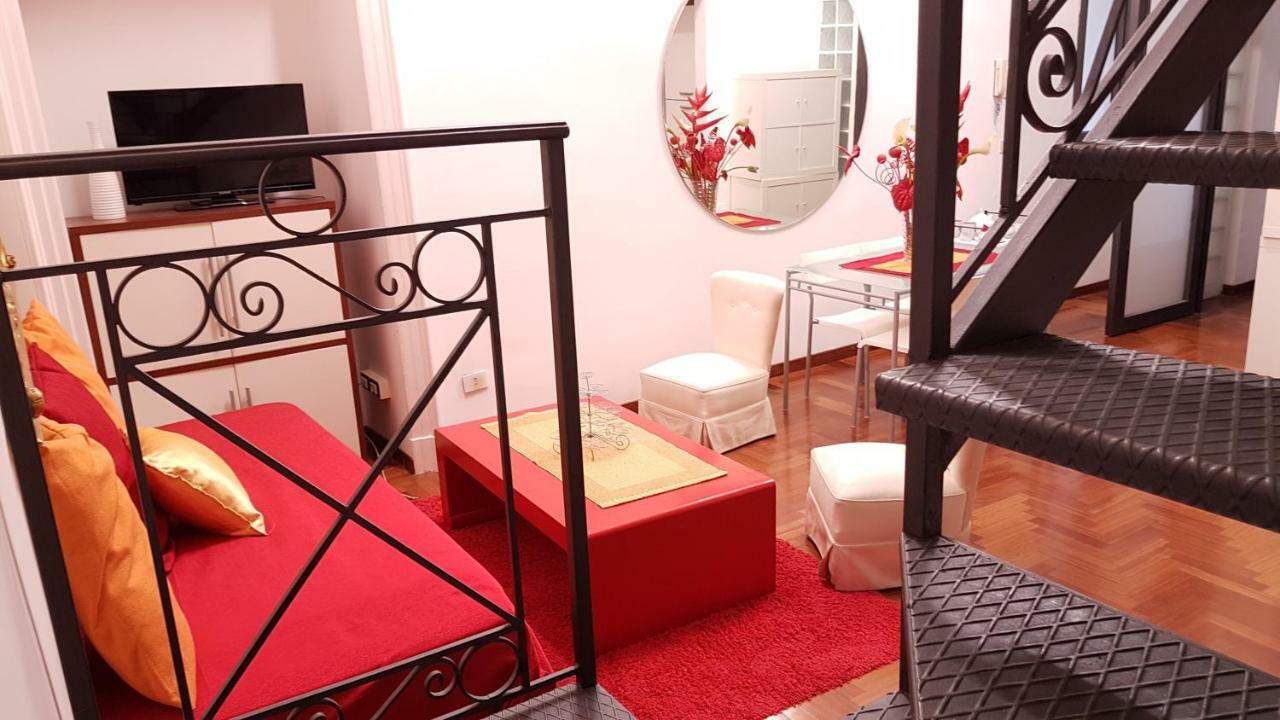 Il Salotto Di Nonna Cornelia 2 Hotel Napoli Ngoại thất bức ảnh
