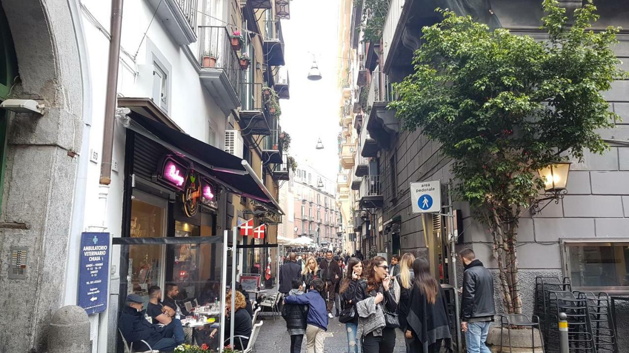 Il Salotto Di Nonna Cornelia 2 Hotel Napoli Ngoại thất bức ảnh
