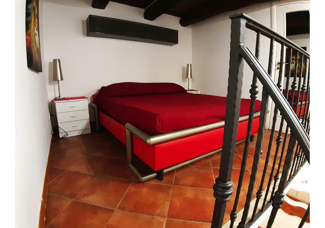 Il Salotto Di Nonna Cornelia 2 Hotel Napoli Ngoại thất bức ảnh